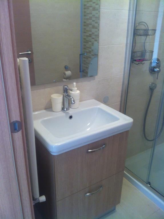 Apartment Lorenzo Pomer Cameră foto